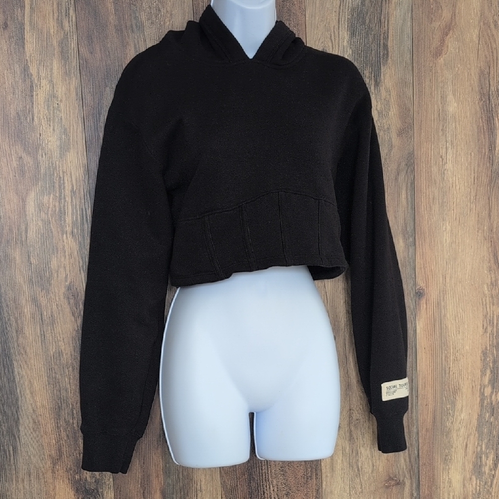 Social Tourist Boxy Cropped Hoodie Sweatshirt M